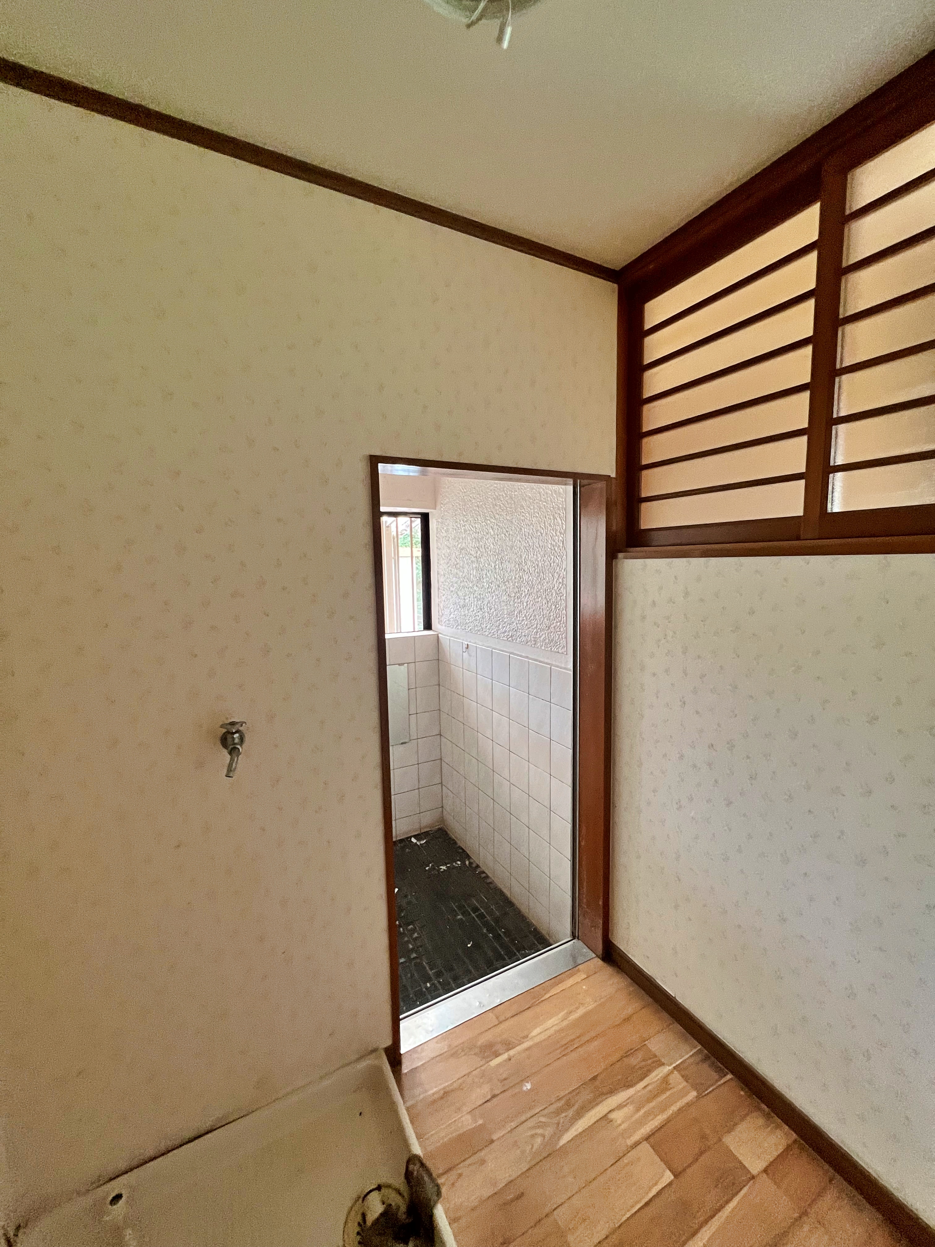 オシャレな脱衣場になりました